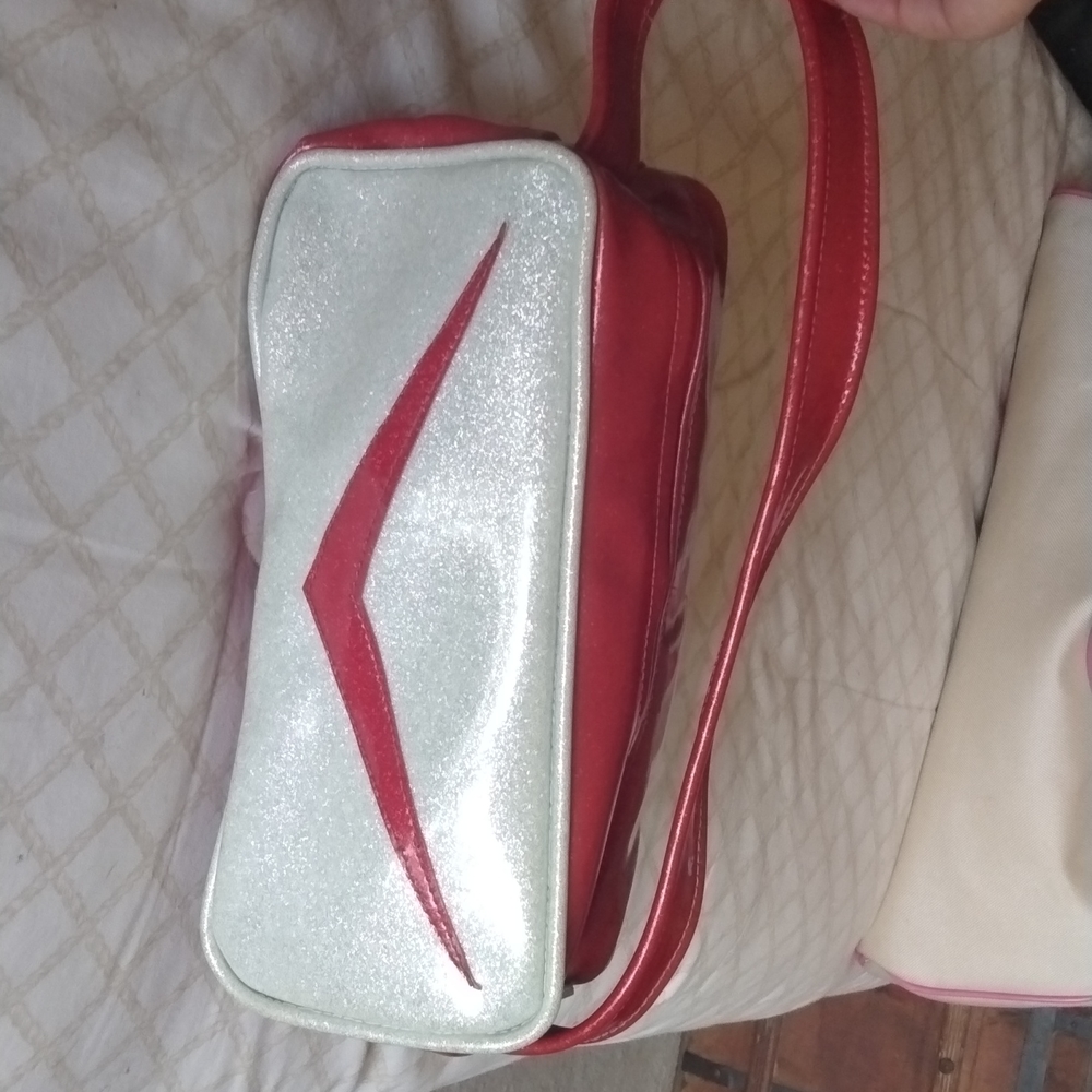 Hot Rod Vinyl Purse - Picture 3 of 13